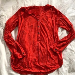 Nom maternity sample sale nursing top, M